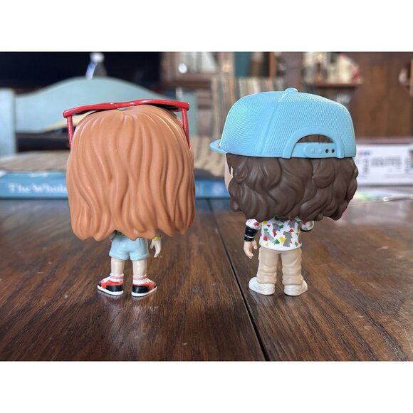 Lot Of 4 Stranger Things Funko Pops Dustin, Robin, Eleven, Max - Picture 6 of 6